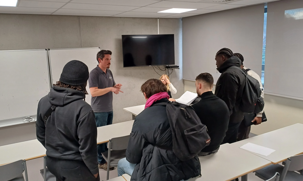 Présentations en vue d'un travail de Marketing sur la Brasserie Coopérative Liégeoise à l'HEPL (29/11/2023)