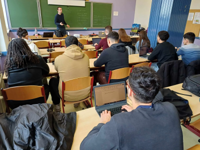Présentation et échanges avec les élèves d'"International Trade" de la Haute-École Condorcet de Charleroi 