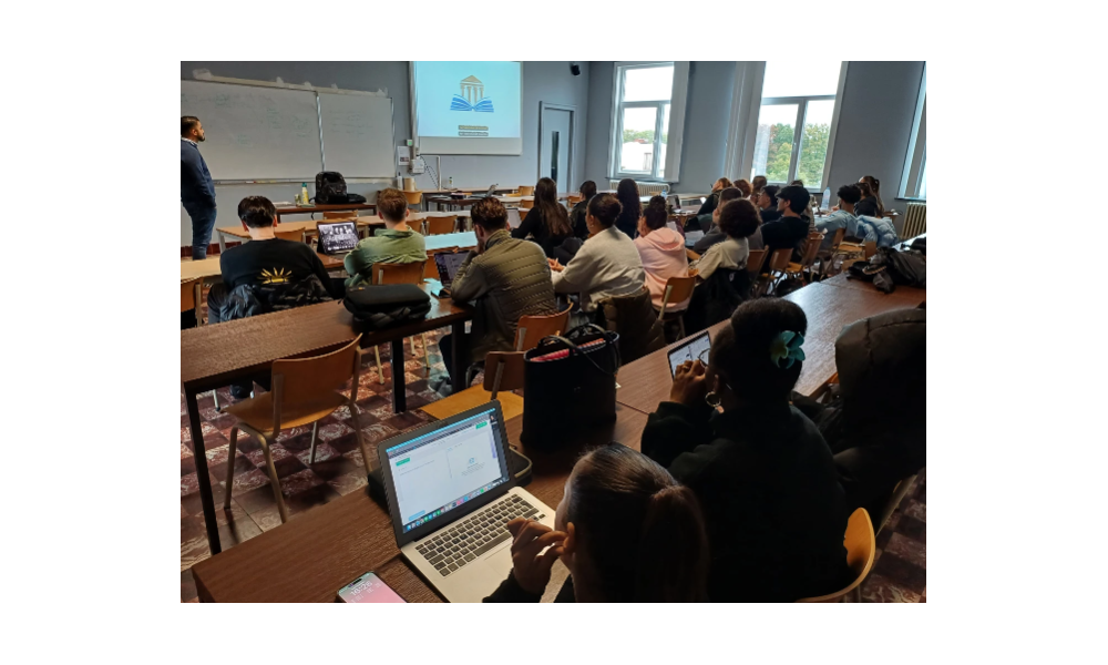Mondelinge presentatie voor Marketingstudenten van HELHa La Louvière (14/10/2024)